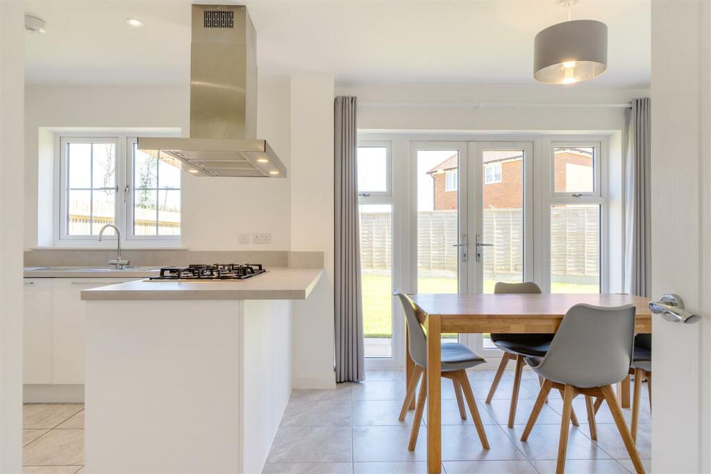 Additional property image - Alliss Gardens, Sandwich