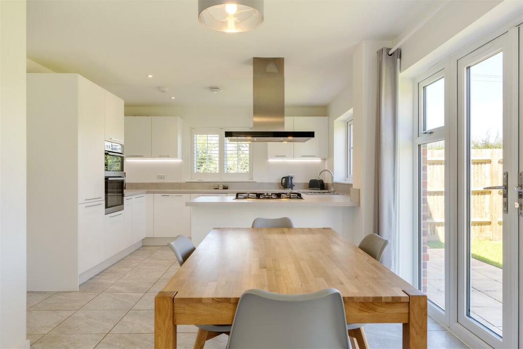 Additional property image - Alliss Gardens, Sandwich