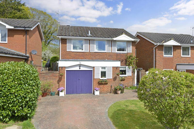 4 bedroom detached house for sale in Summerlands, Cranleigh, GU6