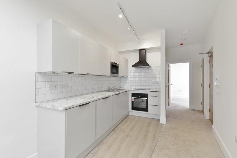 1 bedroom flat for sale in Tylers Court, Central Cranleigh, GU6