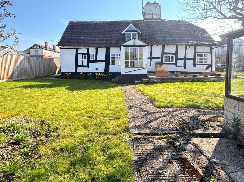 Main image of property: Green Lane, Hucclecote, Gloucester