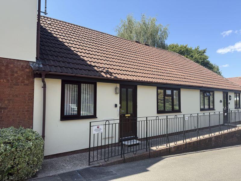 Main image of property: 40 The Manor, Churchdown, Gloucester.