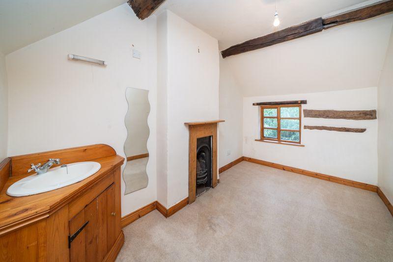 3 bedroom semidetached house for sale in Vine Lane, Clent, DY9