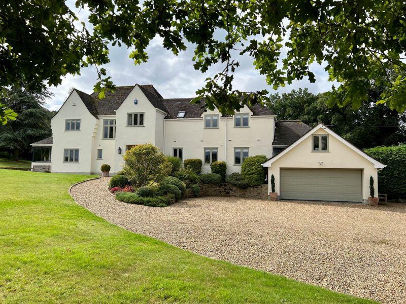 6 bedroom detached house for sale in New Wood Lane, Blakedown, DY10