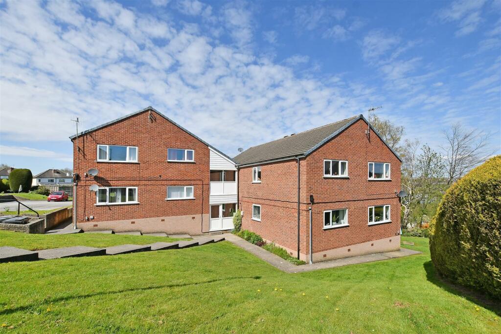 2 bedroom apartment for sale in Burns Drive, Dronfield, S18