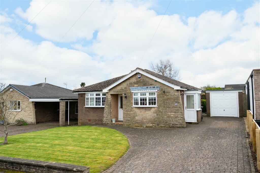 2 bedroom detached bungalow for sale in Green Lea, Dronfield Woodhouse