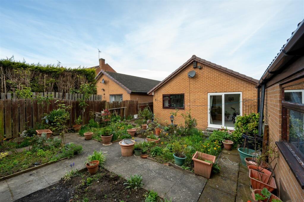 4 bedroom detached bungalow for sale in Ravencar Road, Eckington