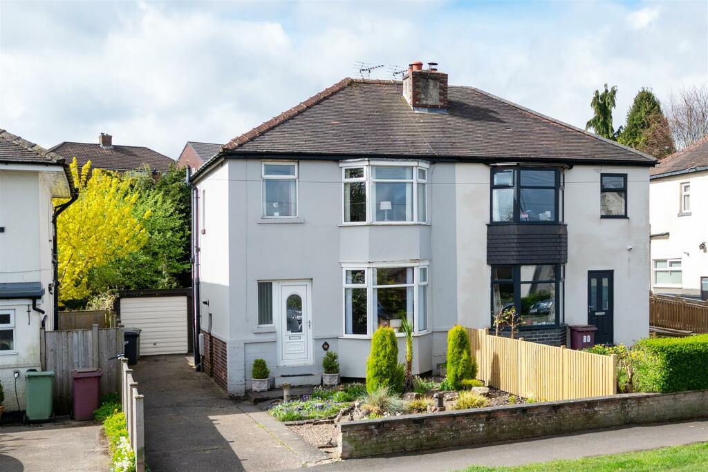 3 bedroom semidetached house for sale in Eckington Road, Coal Aston