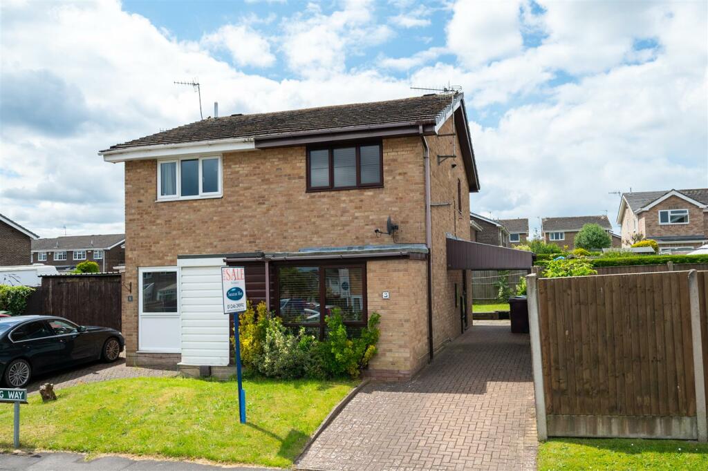 2 bedroom semidetached house for sale in Castlerigg Way, Dronfield
