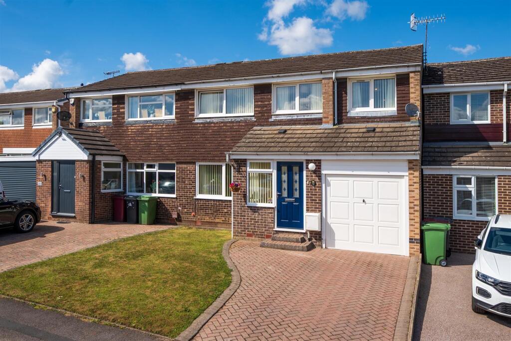 Main image of property: Birchen Close, Dronfield Woodhouse, Dronfield