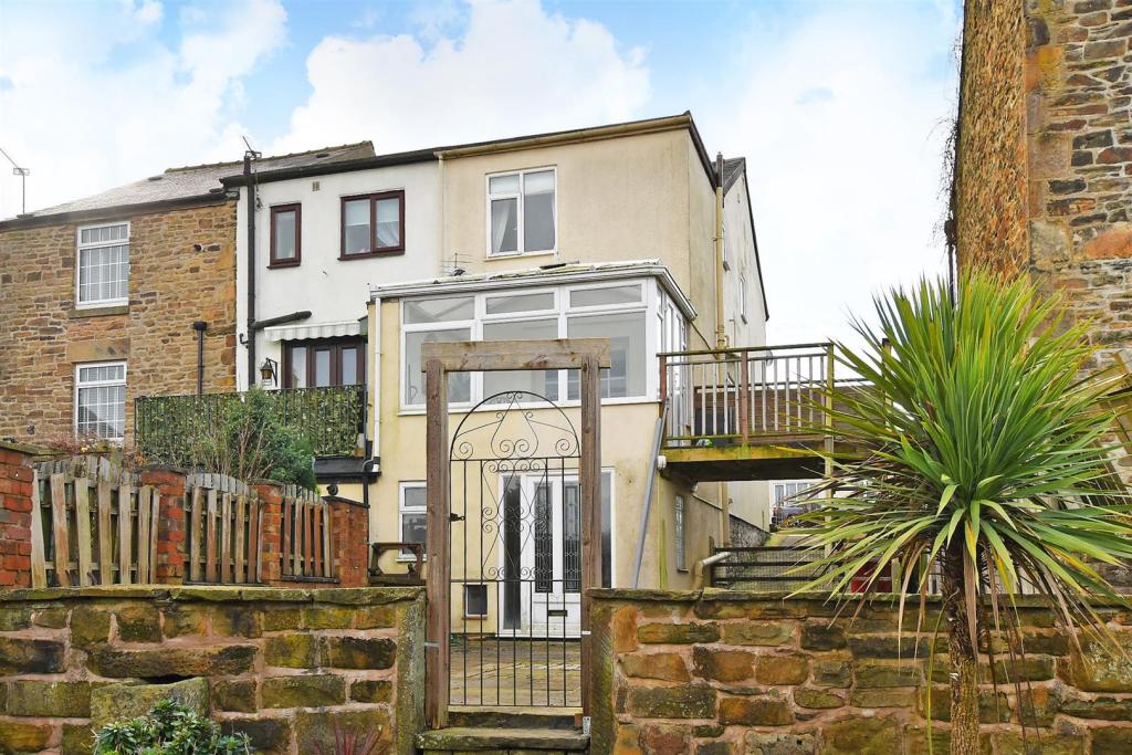 2 bedroom cottage for sale in Eckington Road, Coal Aston, Dronfield, S18