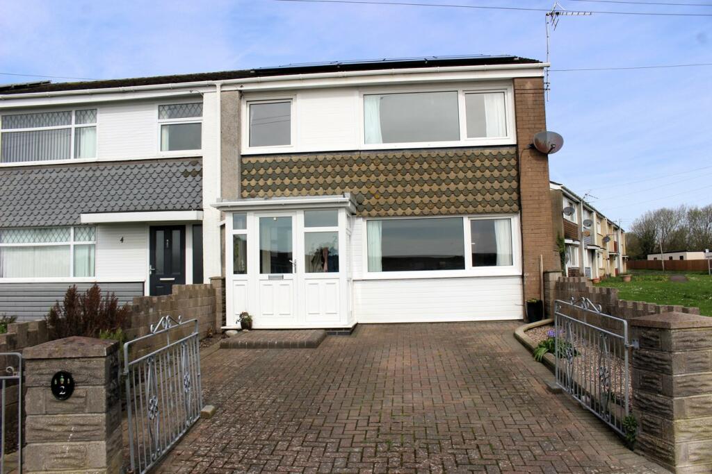 3 bedroom end of terrace house for sale in Bedford Rise, Boverton