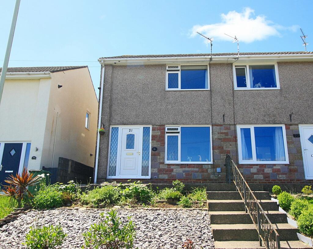 2 bedroom semidetached house for sale in Clos Llangefni, Beddau