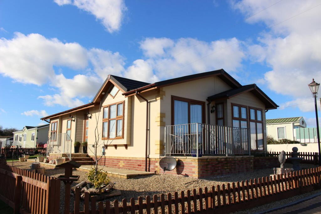 Main image of property: Castleton Park, St Athan, CF62
