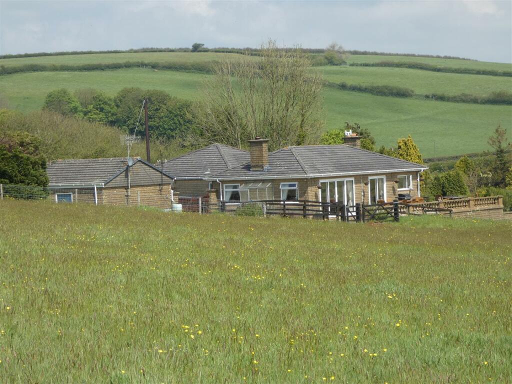 3 bedroom farm house for sale in Henley, Dorchester, DT2