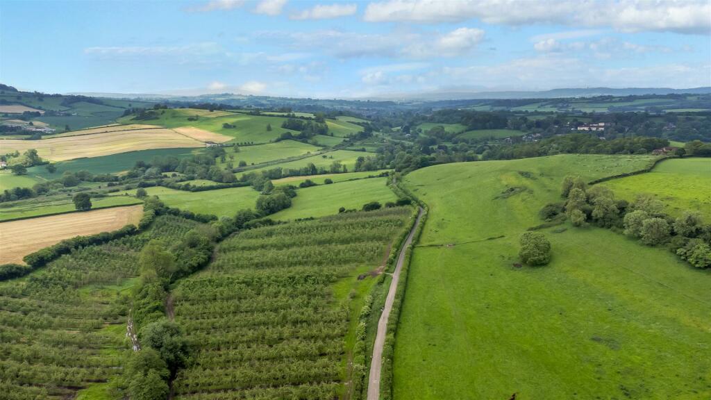 Additional property image - Hadspen, Castle Cary, Somerset