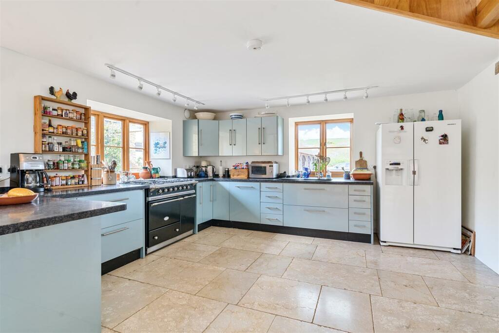 Additional property image - Hadspen, Castle Cary, Somerset