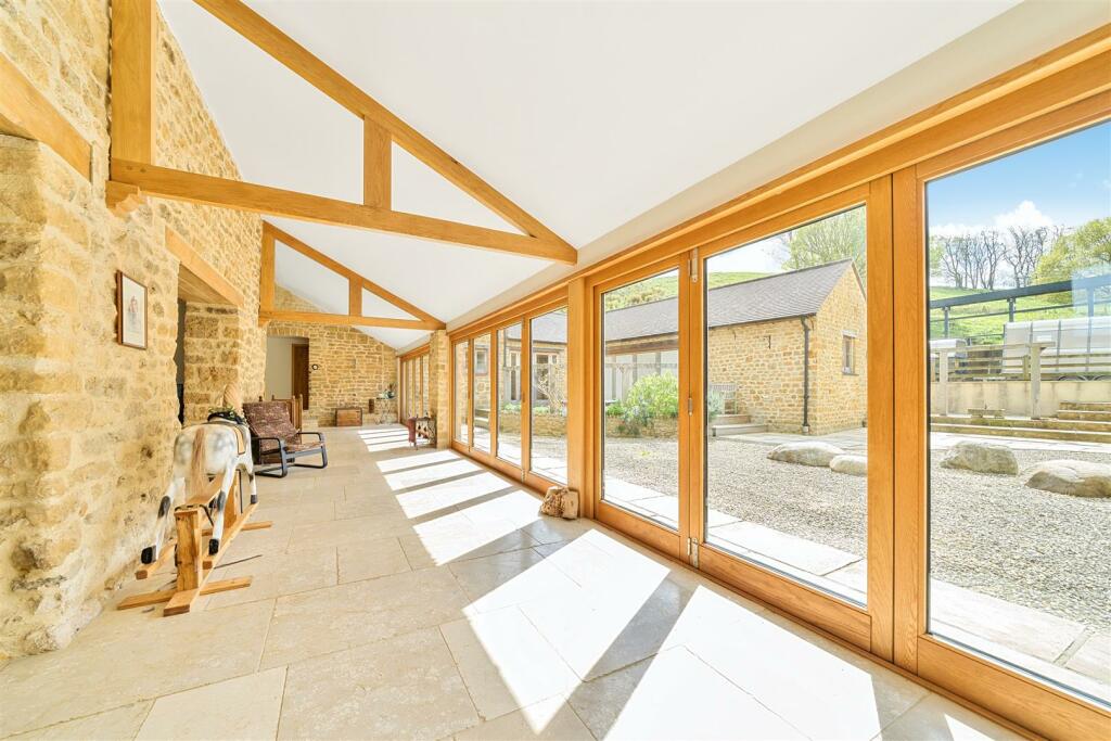 Additional property image - Hadspen, Castle Cary, Somerset