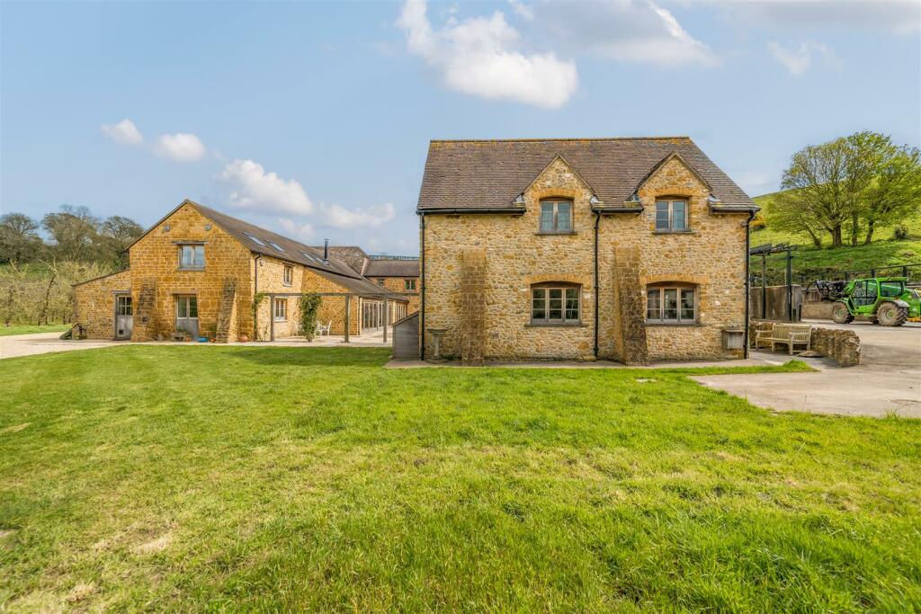 Additional property image - Hadspen, Castle Cary, Somerset