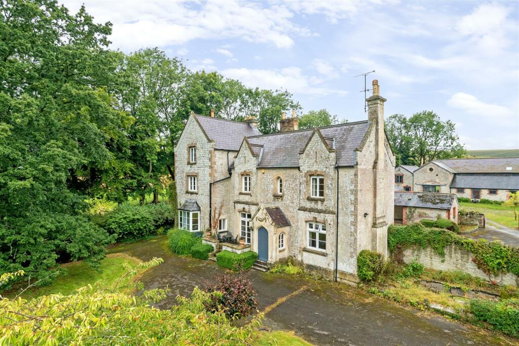 Additional property image - Manor Road, Mere