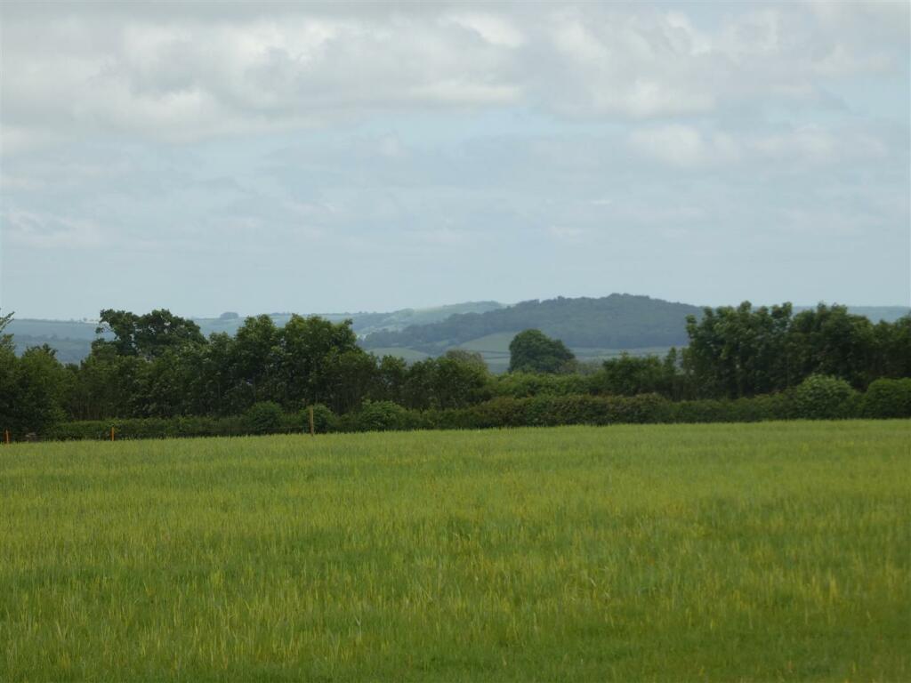 Additional property image - Cucklington, Wincanton