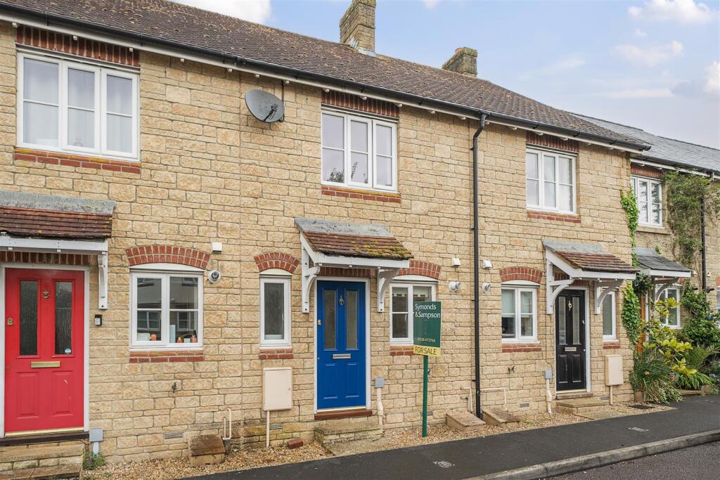 Main image of property: Casterbridge Way, Gillingham, Dorset