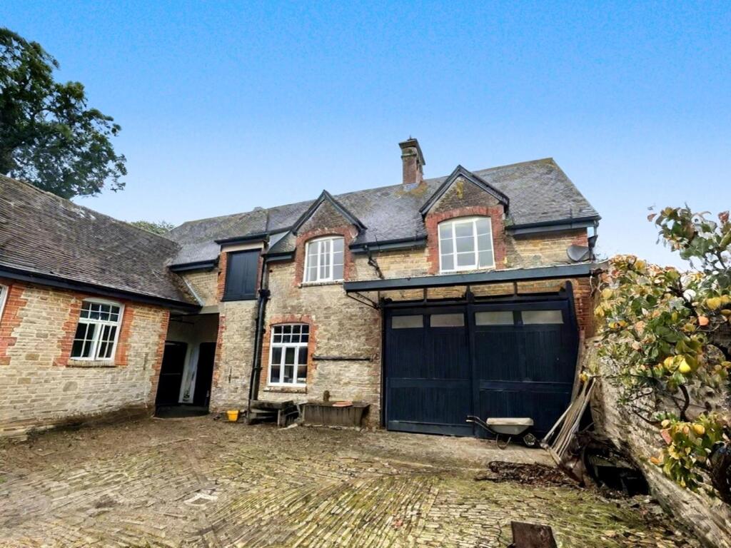 Main image of property: Holwell, Sherborne