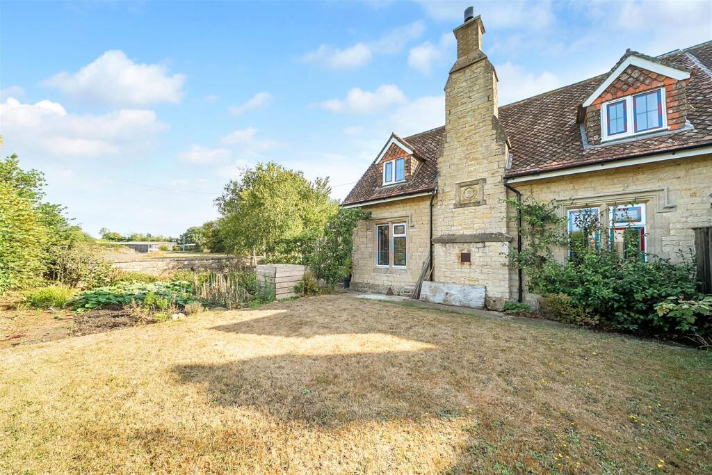 Main image of property: Red Lane, Todber