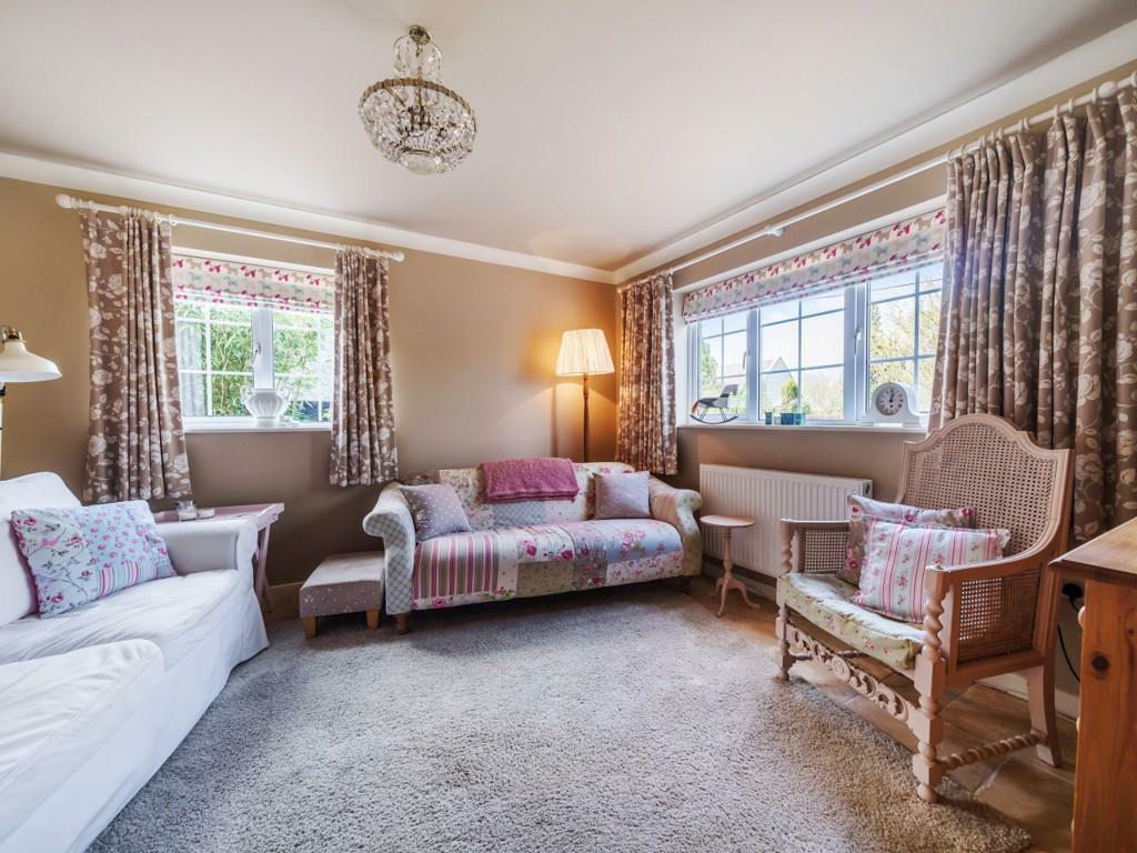 4 bedroom detached house for sale in Ham Lane, Compton Dundon, Somerton