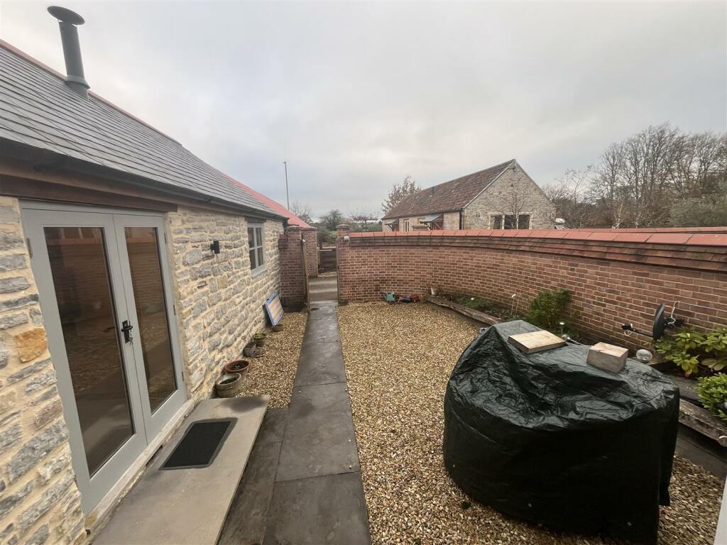 Additional property image - Fosse Way, Ilchester