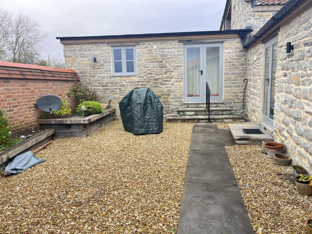 Additional property image - Fosse Way, Ilchester