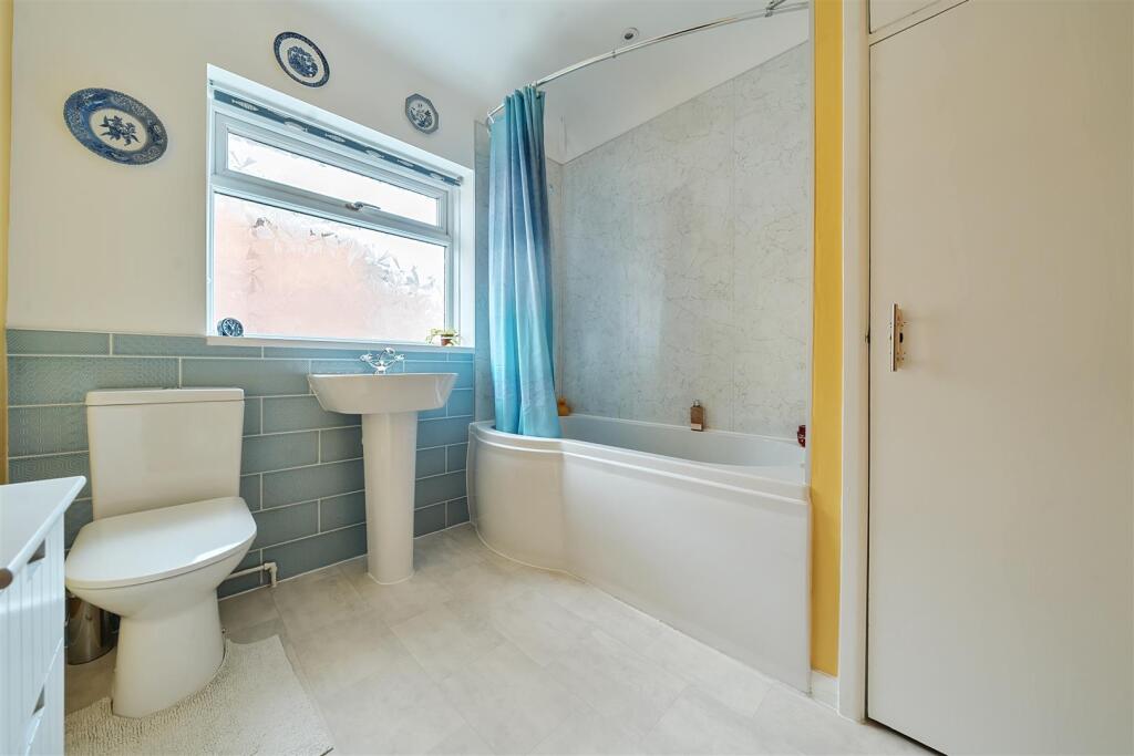Additional property image - Summerleaze Park, Yeovil