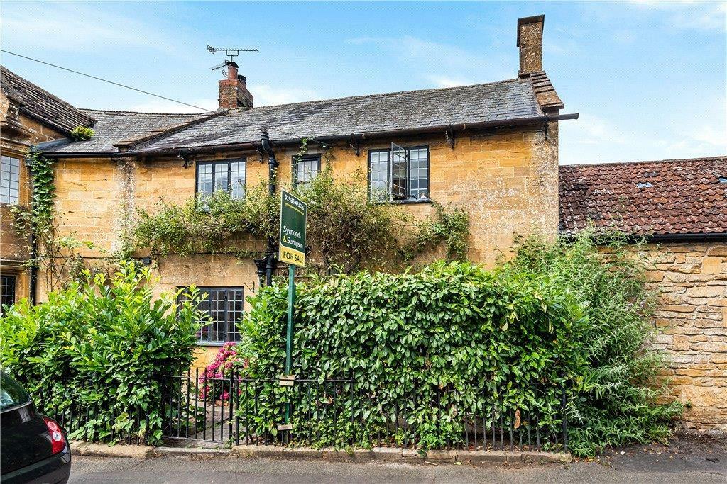 4 bedroom house for sale in Hollyhocks, 19 Hurst, Martock., TA12