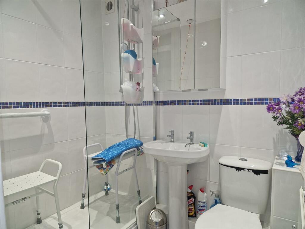 2 bedroom retirement property for sale in Victoria Court, Portishead, BS20