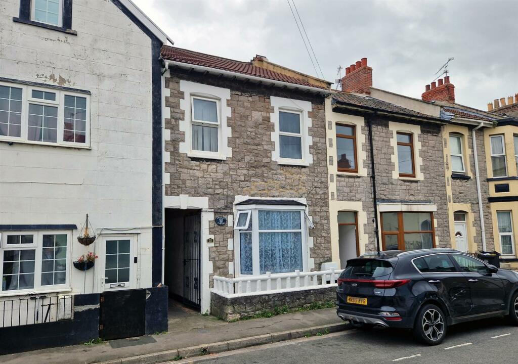 6 bedroom terraced house for sale in Alma Street, WestonSuperMare, BS23