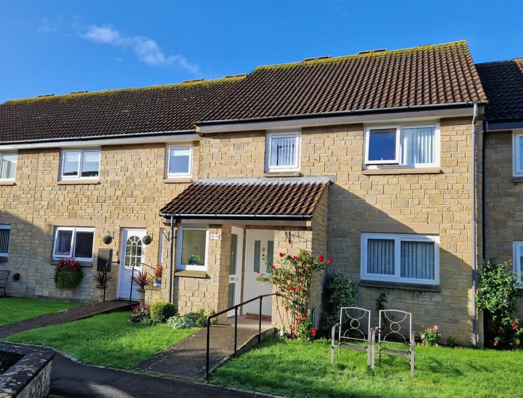 Main image of property: Victoria Court, Portishead, Bristol