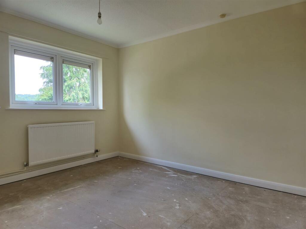 Additional property image - Heathfield Way, Nailsea