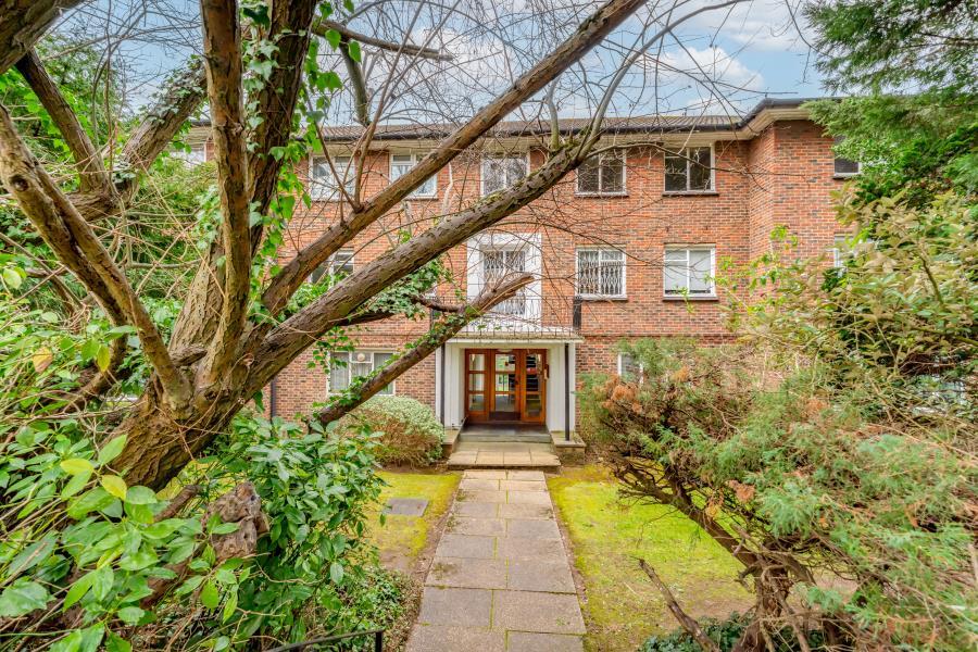 Main image of property: The Ridings, W5 
