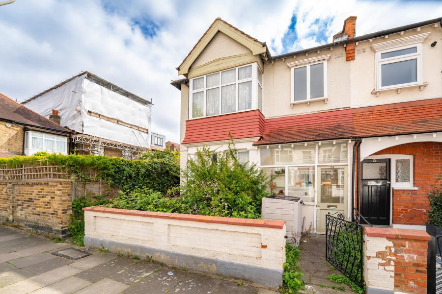 Main image of property: Cambourne Avenue, W13