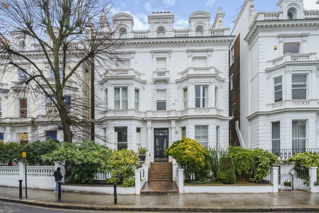 1 bedroom flat for sale in Pembridge Square, Notting Hill, W2