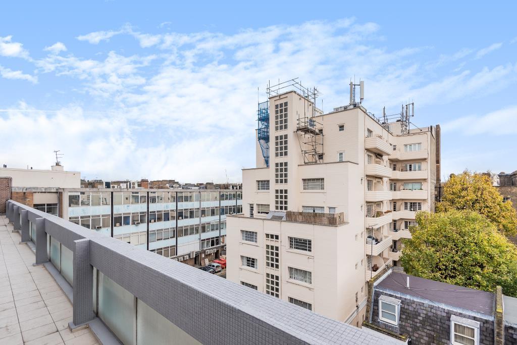 2 bedroom flat for sale in Kensington Church Street, Royal Borough of