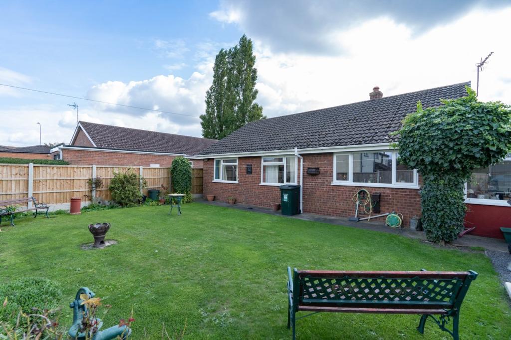 3 bedroom detached bungalow for sale in Frithville Road, Sibsey, Boston
