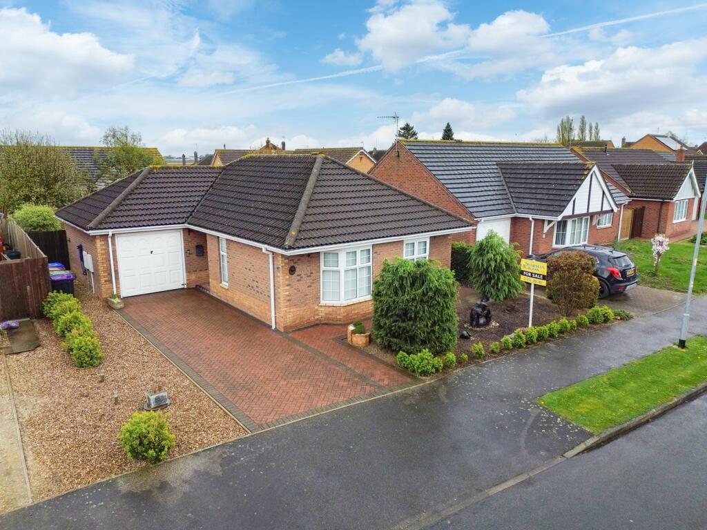 2 bedroom detached bungalow for sale in Rider Gardens, Fishtoft, Boston