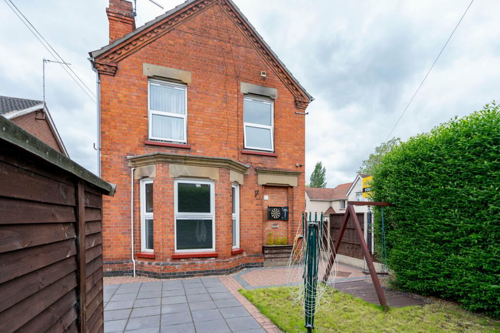 2 bedroom semidetached house for sale in Woodville Road, Boston, PE21