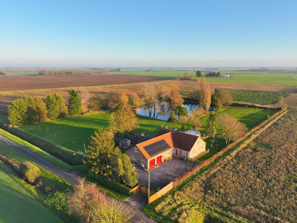 Main image of property: Scarborough Lane, New York, Lincoln, LN4