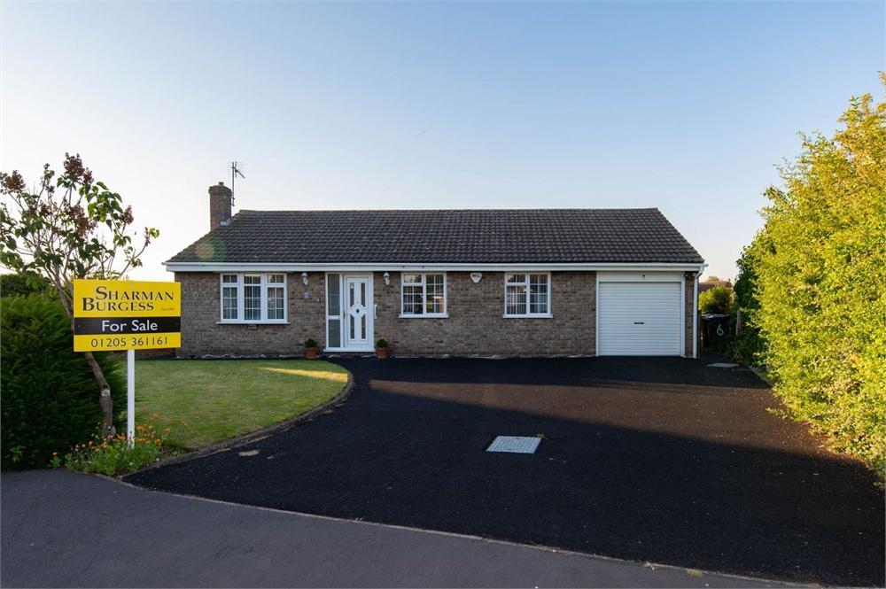 3 bedroom detached bungalow for sale in Westfield Drive, Swineshead