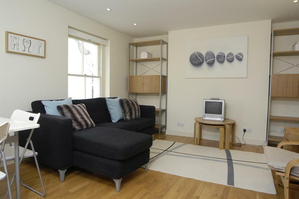 2 bedroom apartment for rent in Elgin Crescent, Notting Hill, W11