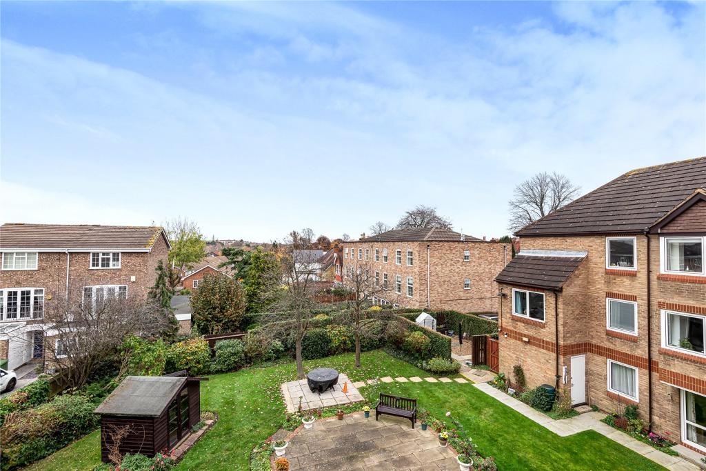 1 bedroom flat for sale in Park Avenue, Bromley, BR1