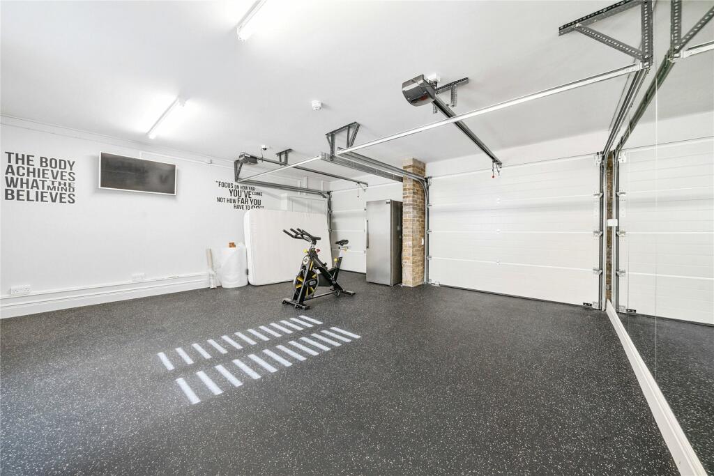 Additional property image - Repton Court, Willoughby Lane, Bromley