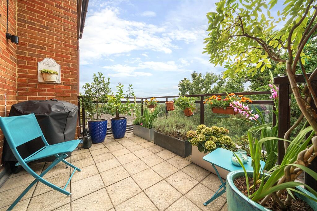 Main image of property: Oaklands Road, Bromley
